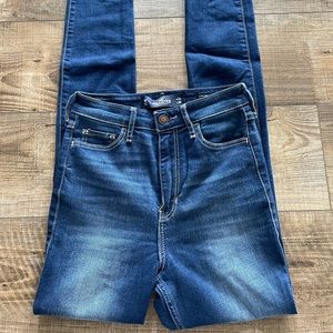 Hollister Ultra-High Rise Super Skinny Jeans